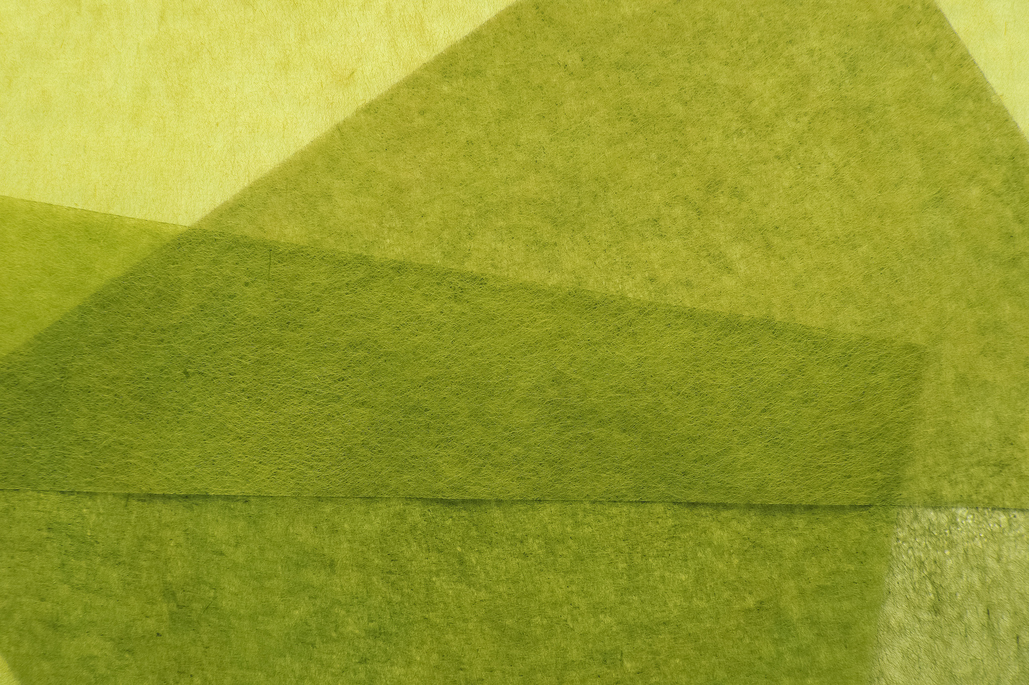 黄緑色の薄い和紙を重ねた和風背景 のテクスチャ素材を無料ダウンロード 1 背景フリー素材 Beiz Images